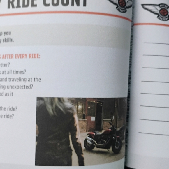 Harley-Davidson Riders Academy Handbook - Picture 3 of 4